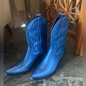 Jeffrey Cambpell blue metallic cowboy boots.